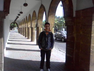 MeYo a 7ObOuSs